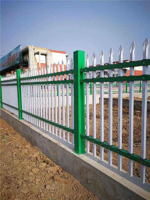 内蒙古三横杆绿白铁艺护栏栅栏
