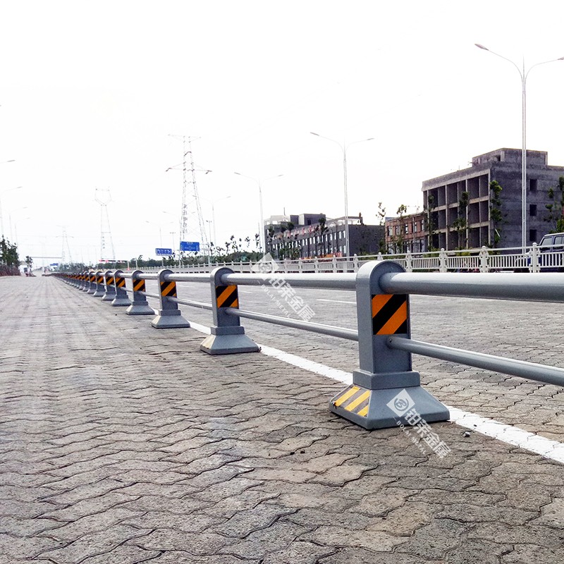 城市道路防撞护栏